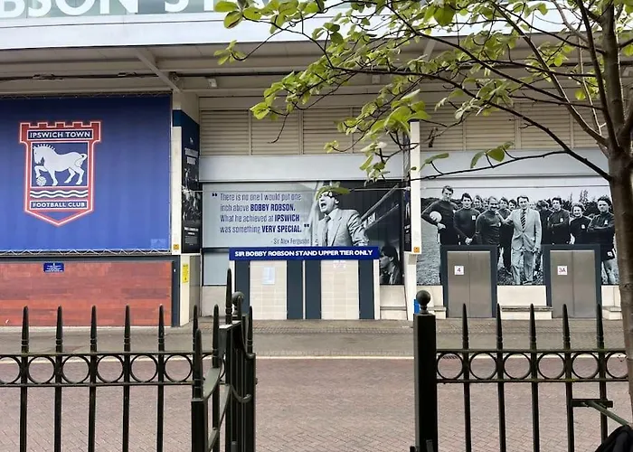 7A Sir Alf Ramsey Way